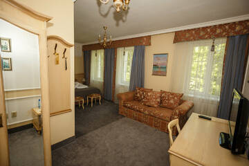 Двухместный номер с 1 кроватью или 2 отдельными кроватями и собственной ванной комнатой в Гостинице Логер Хаус